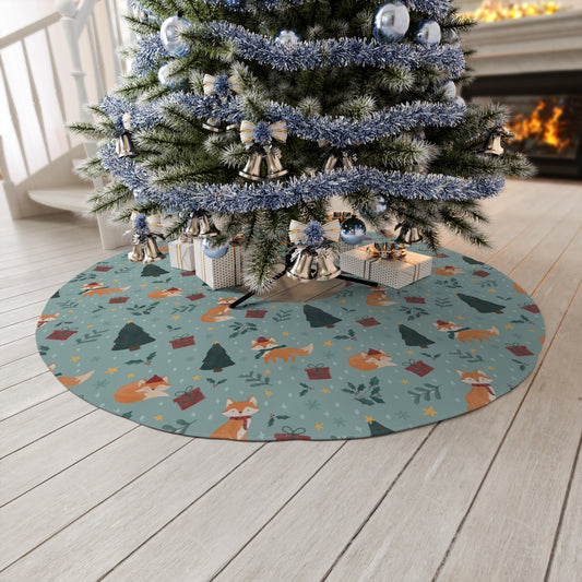 Christmas Foxy - Round Tree Skirt